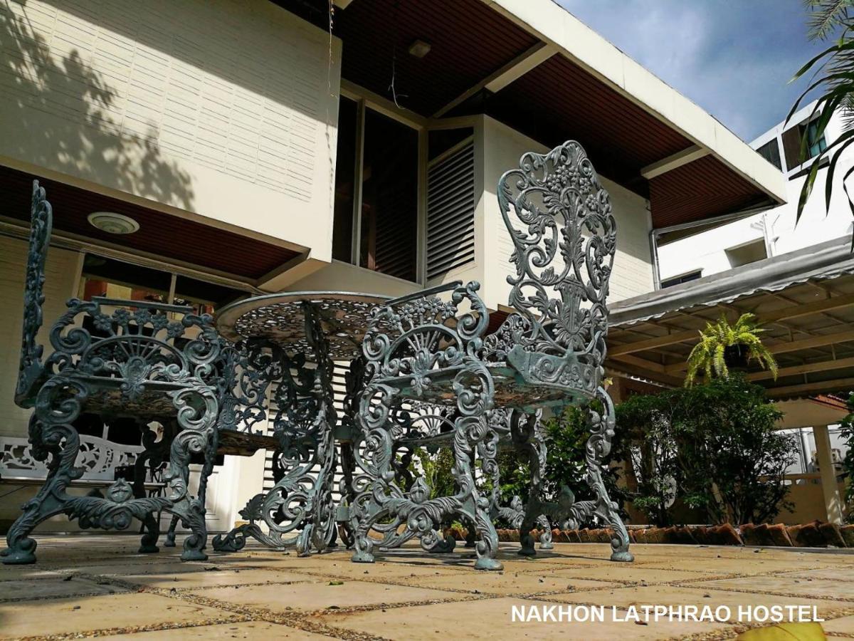 Albergue Nakhon Latphrao Bangkok Exterior foto